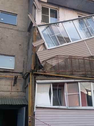 Плита балкона обрушилась в панельном доме в Вадском районе - фото 3