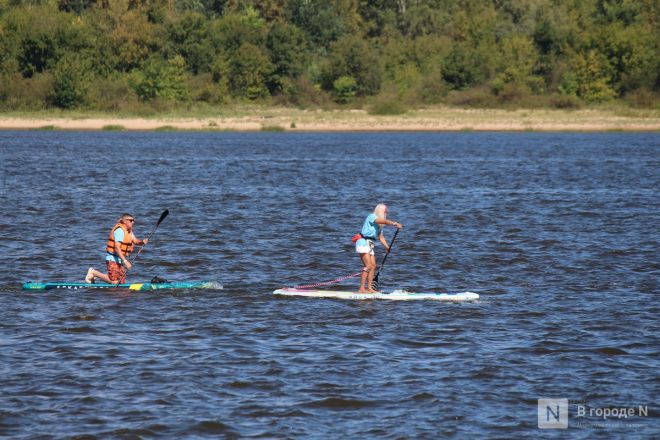 75 яхт и более 500 сапов вышли на Волгу в Нижнем Новгороде в День города - фото 11