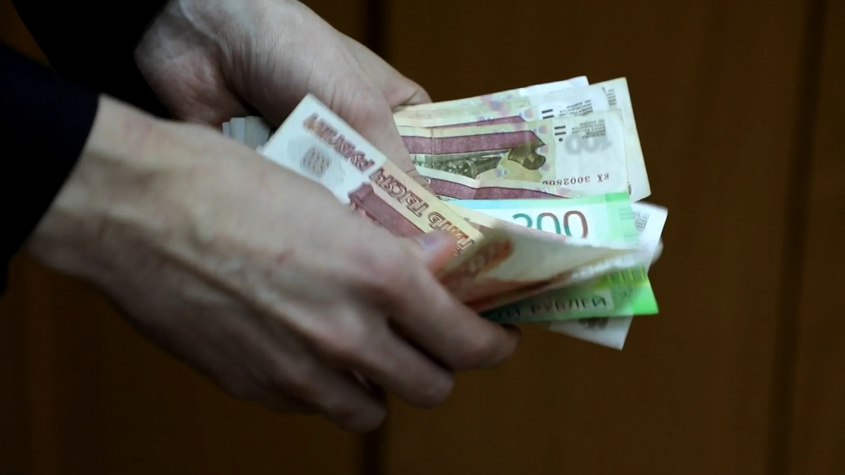 Мигранты сравнили зарплату в Нижнем Новгороде и Узбекистане