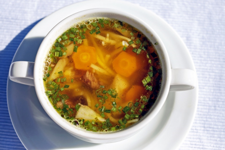 Названы 3 самых вредных супа русской кухни