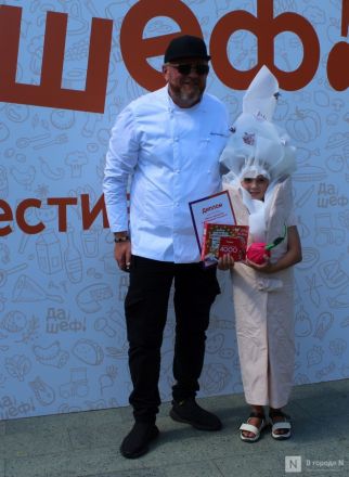 Попкорн и шаурма вышли на костюмированный парад фестиваля Ивлева в Нижнем Новгороде - фото 82