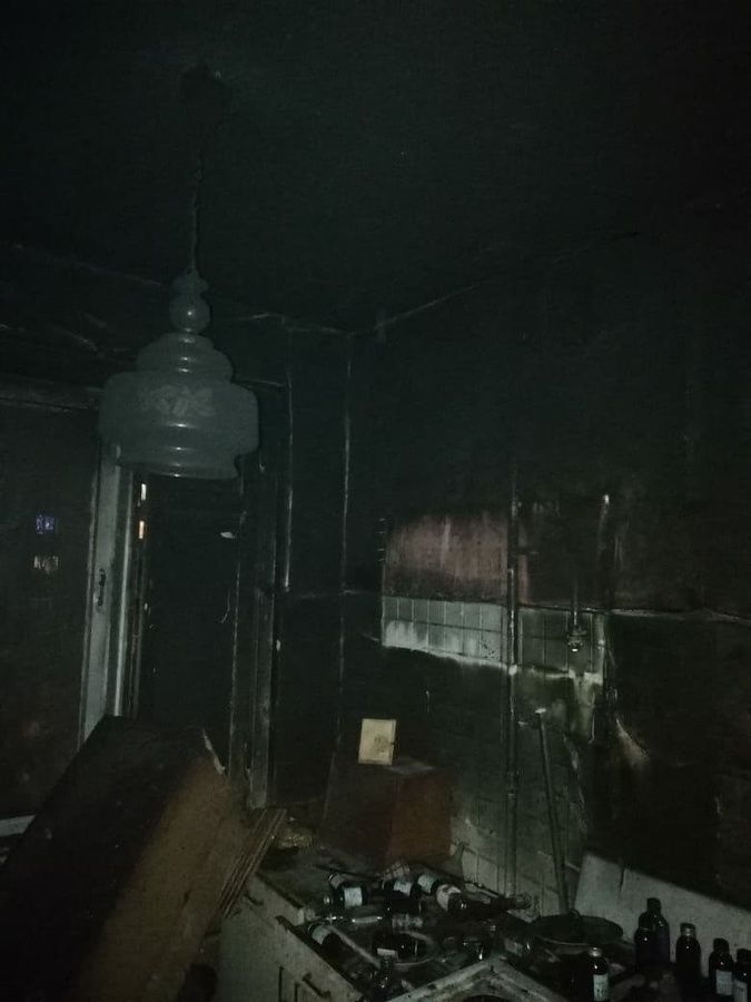 15 человек эвакуировали из горящей многоэтажки в Московском районе
