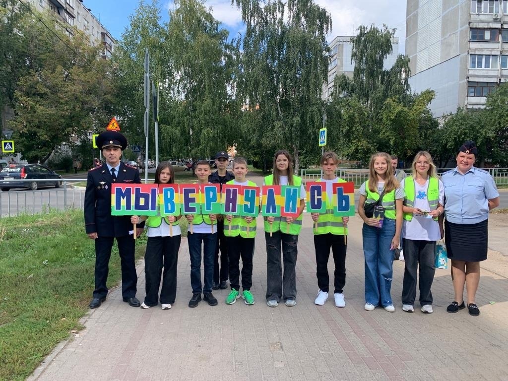 Юные нижегородцы напомнили автомобилистам правила дорожного движения - фото 1