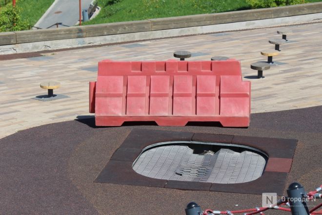 И снова провал: что не успели отремонтировать в Нижнем Новгороде после зимы — фоторепортаж - фото 98