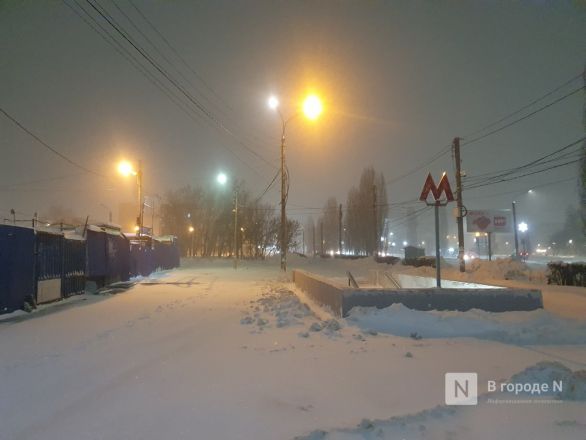 Метель бушует над ночным Нижним Новгородом: опубликованы фотографии - фото 2