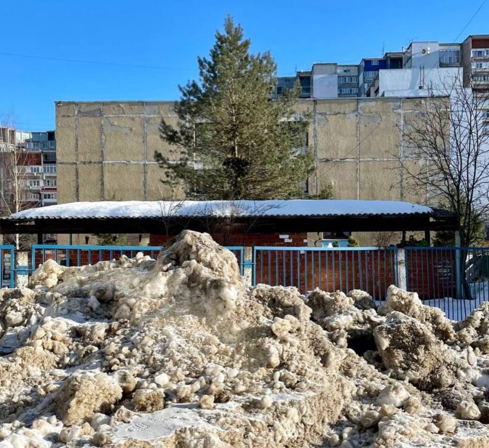 Шалабаев поручил акцентировать внимание не вывозе снега из дворов Нижнего Новгорода - фото 1