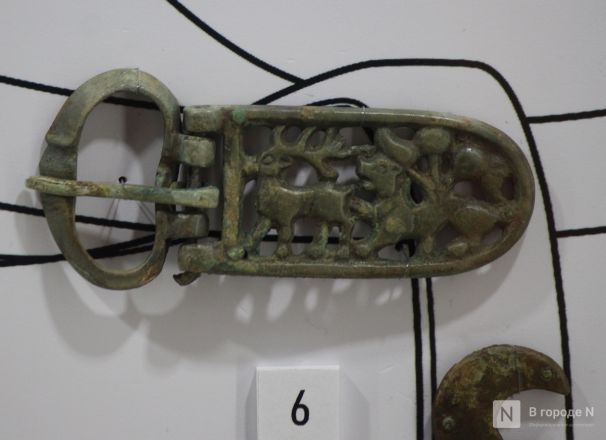 Монеты, украшения и боевые топоры: фоторепортаж с выставки археологических находок в Нижнем Новгороде - фото 89