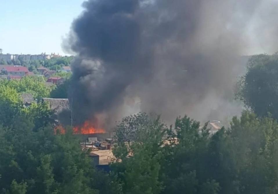 Еще одна мусорная свалка горит в Нижнем Новгороде - фото 1