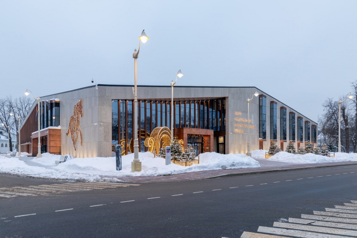 Уникальный манеж по проекту нижегородских архитекторов построили в Москве - фото 1