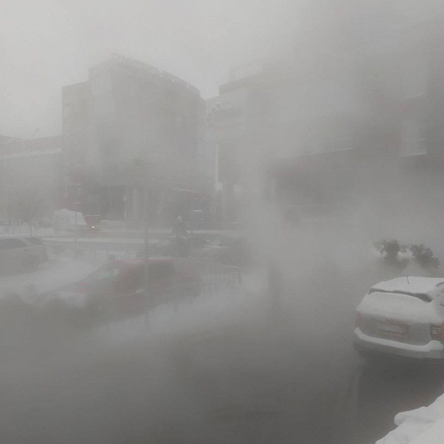 Центр Нижнего Новгорода залило кипятком и заволокло туманом - фото 1