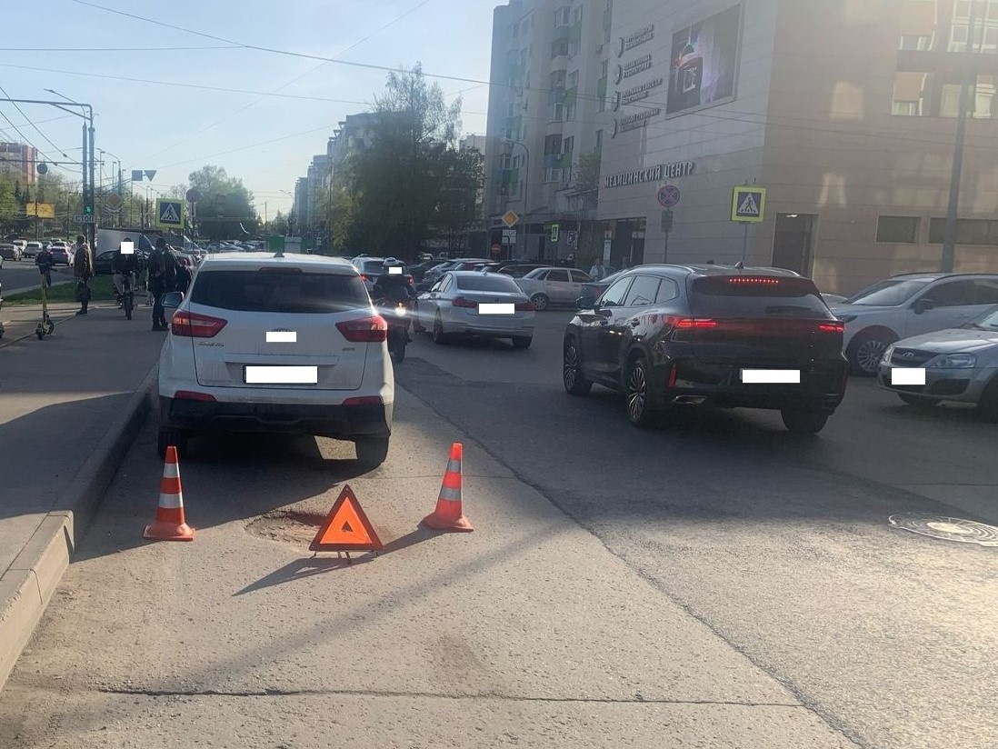 Иномарка сбила ребенка на проспекте Гагарина в Нижнем Новгороде - фото 1