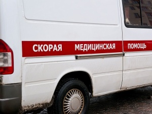 Женщина на «Мустанге» отправила мопедиста в больницу в Арзамасе