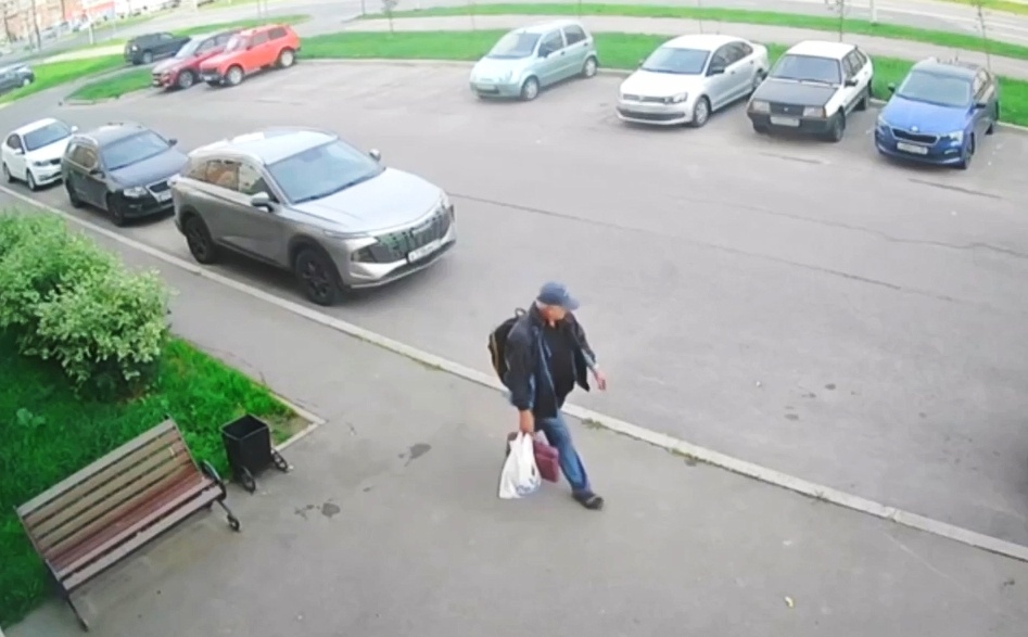 Нижегородский вор-&laquo;невидимка&raquo; обокрал квартиры в Череповце на 800 000 рублей - фото 1