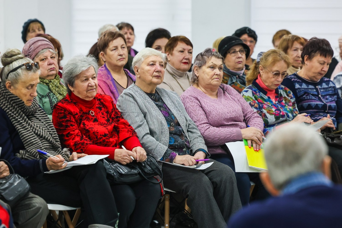 Занятия в Университете серебряного возраста возобновятся в Дзержинске - фото 1