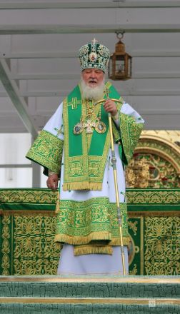 Патриарх Кирилл возглавил божественную литургию в Дивееве  - фото 27