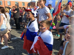 В нижегородской фан-зоне потерявшихся детей моментально находят благодаря браслетам
