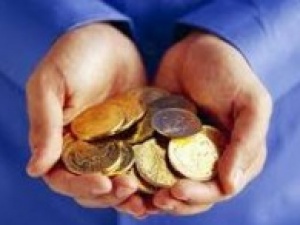Россиян ждет снижение уровня зарплат в ближайшем будущем