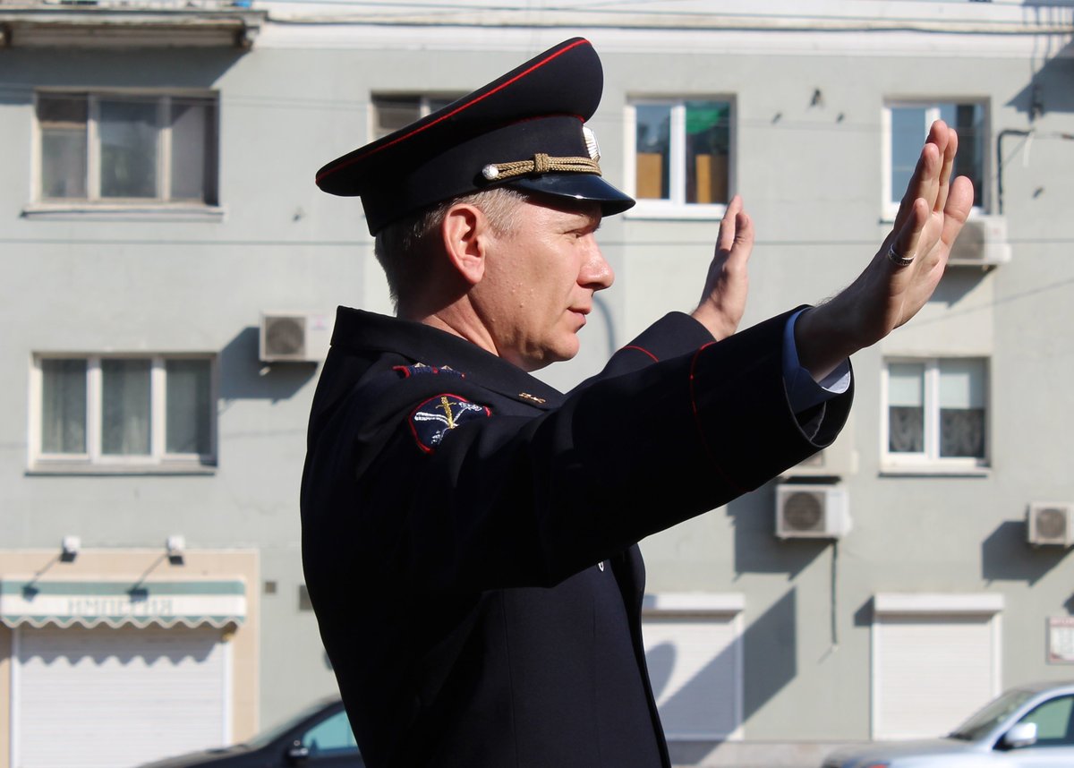Оркестр нижегородской полиции дал концерт под открытым небом в честь 9 Мая  - фото 2