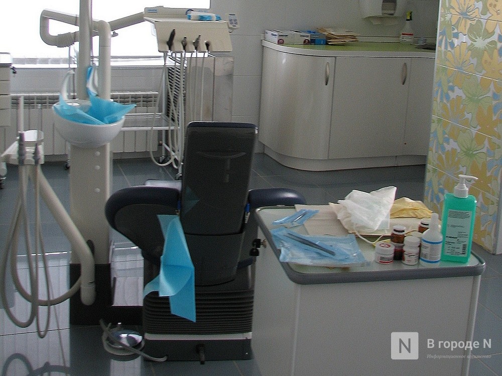 25 зубов вместо трех: нижегородскую стоматологическую клинику подозревают в мошенничестве - фото 1