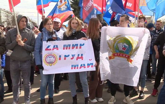 300 машин приняли участие в автопробеге в поддержку российской армии в Нижегородской области - фото 3