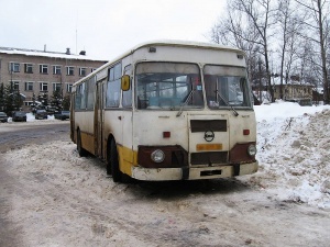 Три автобуса прошлого века проданы в Арзамасе на торгах за 1,1 млн рублей
