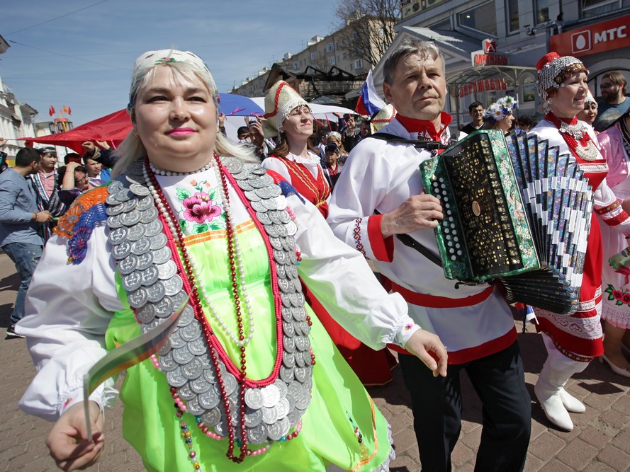 Десять тысяч нижегородцев приняли участие в первомайском шествии (ФОТО) - фото 4