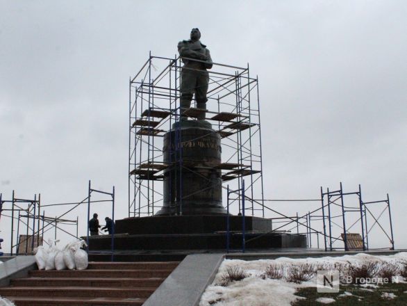 Реставрация памятника Чкалову началась на площади Минина и Пожарского - фото 4