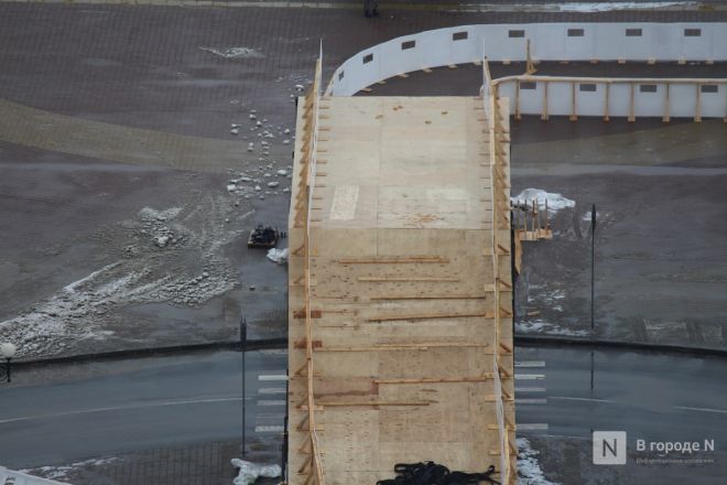 Опубликованы фото с места строительства трассы на Чкаловской лестнице - фото 16
