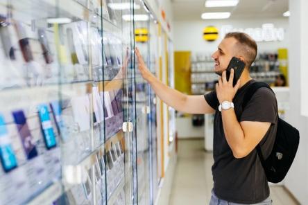 В Нижнем Новгороде &laquo;тайные покупатели&raquo; оценили уровень обслуживания в сотовом ритейле